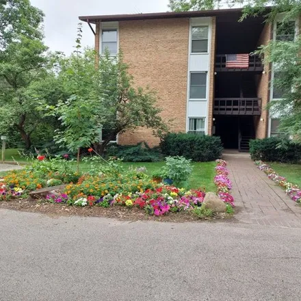 Buy this 2 bed condo on 5515 East Lake Drive in Lisle, IL 60532