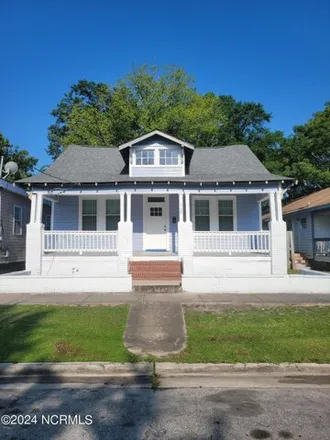 Rent this 4 bed house on 151 Jasmine Street in Wilmington, NC 28401