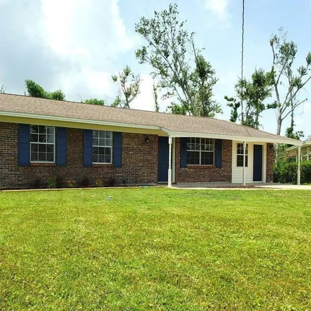 Buy this 3 bed house on 831 12th Court in Panama City, FL 32401