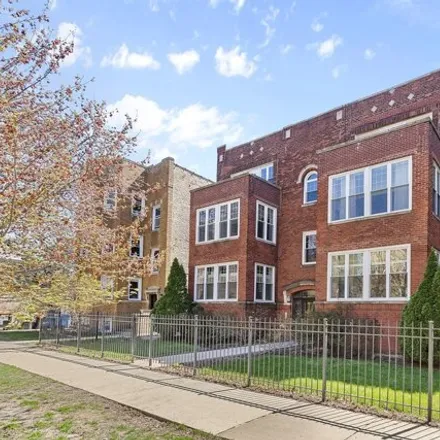Rent this 2 bed condo on 2617-2619 West Leland Avenue in Chicago, IL 60625