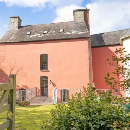 Buy this 5 bed duplex on Redford House in King Street, Laugharne