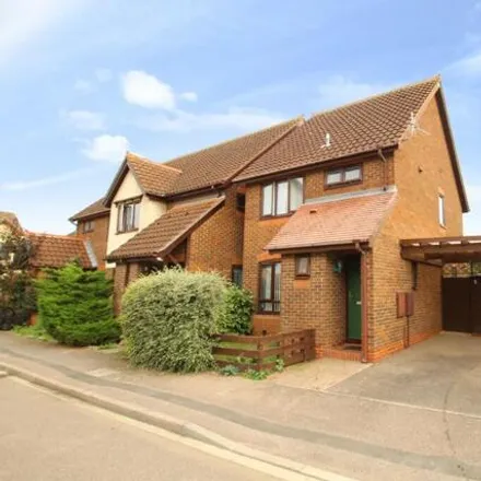 Buy this 3 bed house on Robin Close in Sandy, SG19 2TB
