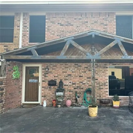 Buy this 3 bed house on 356 East Calhoun Street in El Campo, TX 77437