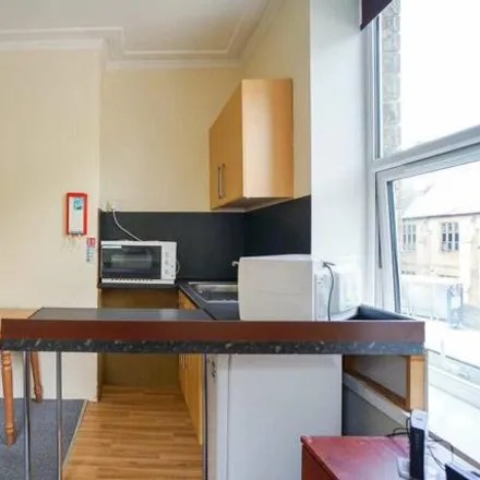Image 7 - Thornsett Properties, Crookes Valley Road, Sheffield, S10 1BA, United Kingdom - Apartment for rent