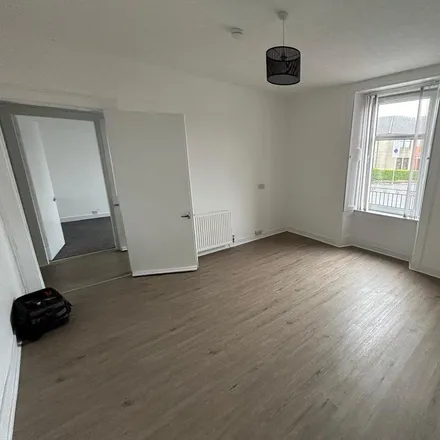 Image 5 - The Glens, Clepington Road, Dundee, DD3 8DD, United Kingdom - Apartment for rent