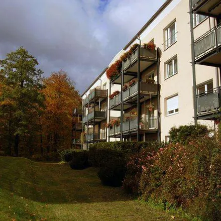 Rent this 2 bed apartment on Flemminger Weg 131 in 06618 Naumburg (Saale), Germany
