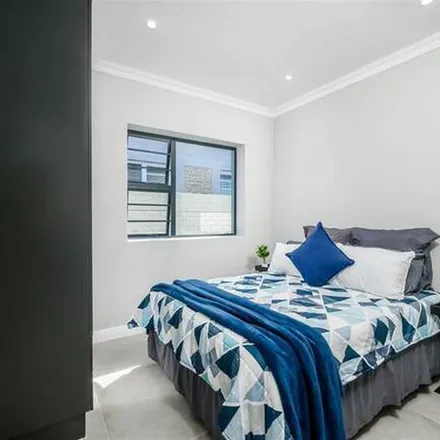 Image 3 - Clarendon Street, Nelson Mandela Bay Ward 1, Gqeberha, 6070, South Africa - Apartment for rent