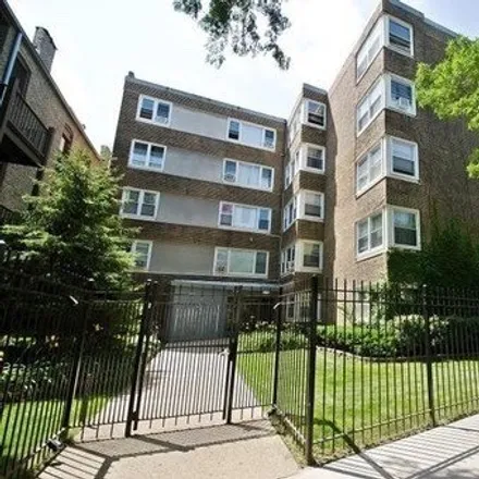 Rent this 1 bed house on 7710 North Sheridan Road in Chicago, IL 60626