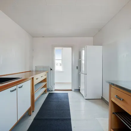 Rent this 5 bed apartment on Bramstræde 7B in 3000 Helsingør, Denmark