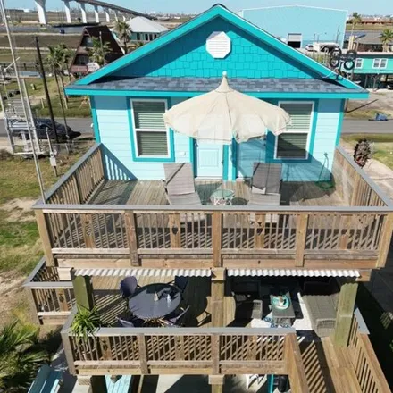 Image 1 - 146 Pompano Lane, Surfside Beach, Brazoria County, TX 77541, USA - House for sale