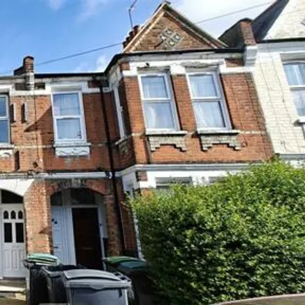 Rent this 3 bed room on Lyndhurst Road in London, N22 5AU