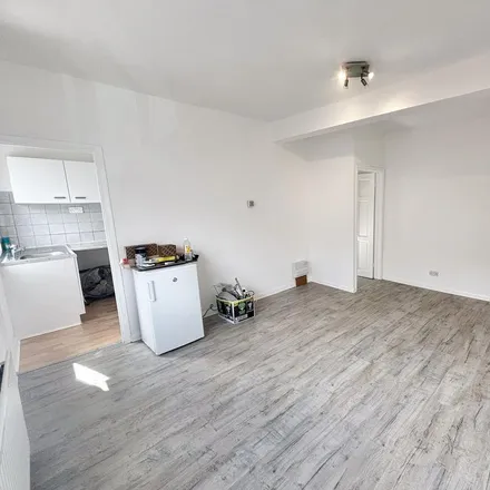 Rent this 2 bed apartment on West Road in Shoeburyness, SS3 9DS