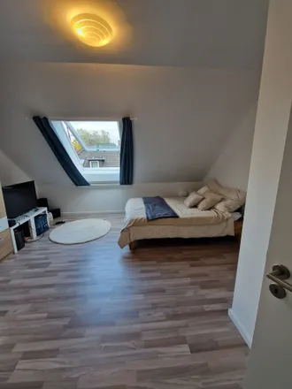 Rent this 1 bed apartment on Elbgaustraße 97a in 22523 Hamburg, Germany