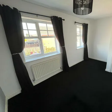 Image 7 - Croftwood Grove, Knowsley, L35 3UT, United Kingdom - Townhouse for rent