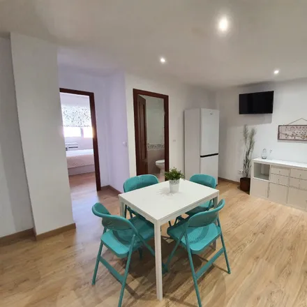 Image 4 - Carrer de la Reina, 276, 46011 Valencia, Spain - Room for rent