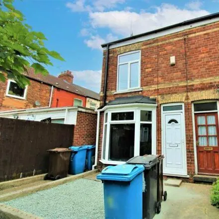 Buy this 2 bed townhouse on 4 Grinton Avenue in Hull, HU5 3SD