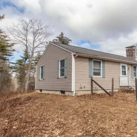 Image 2 - Old Bay Road, New Durham, Strafford County, NH 03855, USA - House for sale