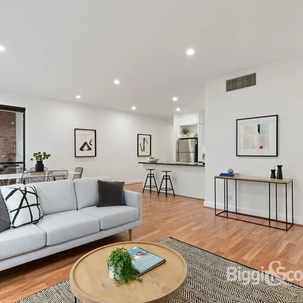 Rent this 3 bed apartment on Elaine Court in Richmond VIC 3121, Australia