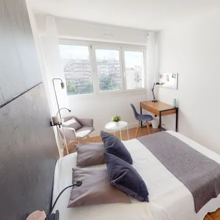 Rent this 4 bed room on 34 rue Fernand Pelloutier