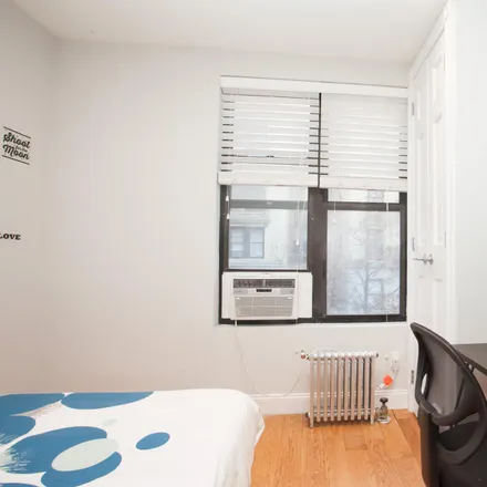 Image 3 - 66 Pinehurst Avenue, New York, NY 10033, USA - Room for rent