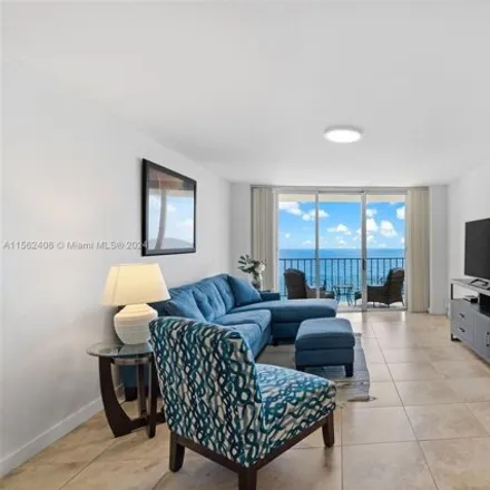 Image 3 - South Ocean Boulevard, Lauderdale-by-the-Sea, Broward County, FL 33062, USA - Condo for rent