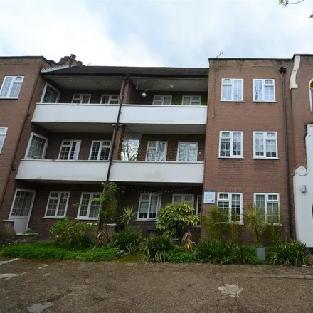 Rent this 2 bed apartment on Ashley Road in Elmbridge, KT12 1LB