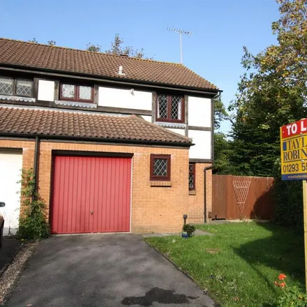 Rent this 3 bed house on Evans Close in Maidenbower, RH10 7WN
