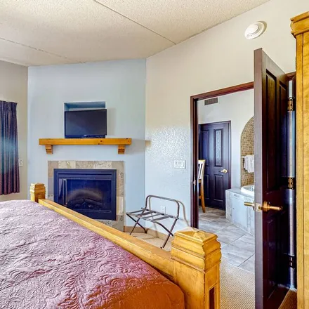 Rent this 2 bed condo on Wisconsin Dells in WI, 53965