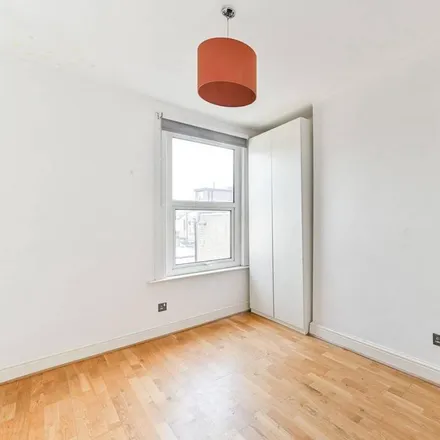 Image 3 - 25 Fawn Road, London, E13 9BL, United Kingdom - Apartment for rent