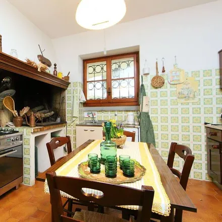 Rent this 5 bed house on 06010 Citerna PG