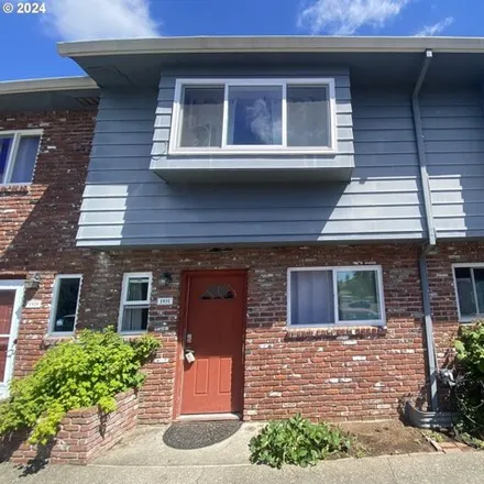 Buy this 2 bed condo on 1931 Northeast 19th Street in Gresham, OR 97030