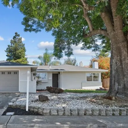 Buy this 5 bed house on 41548 Trenouth Street in Fremont, CA 94538