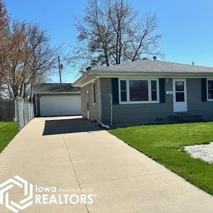 Buy this 2 bed house on 406 Crestview Avenue in Ottumwa, IA 52501