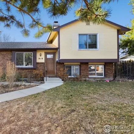 Buy this 3 bed house on 920 Columbine Drive in Windsor, CO 80550