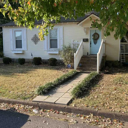 Buy this 1 bed house on 2009 Jackson Street in Paducah, KY 42003