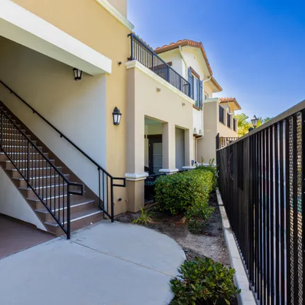 Image 1 - 452 Country Club Drive, Simi Valley, CA 93065, USA - Condo for sale