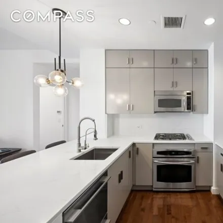 Image 7 - Chelsea Stratus, 735 6th Avenue, New York, NY 10001, USA - Condo for sale