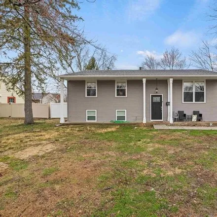 Buy this 3 bed house on 1709 Booth Avenue in Owensboro, KY 42301