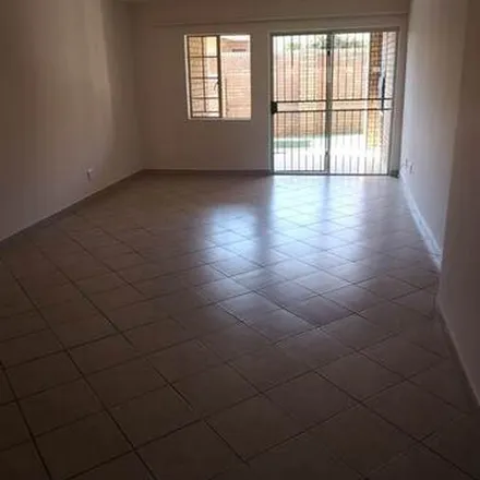 Image 2 - The Oval, Tshwane Ward 101, Gauteng, 0147, South Africa - Apartment for rent