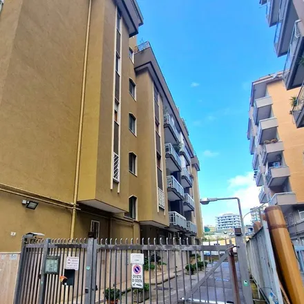 Image 2 - Via Nicola Romeo, 80125 Naples NA, Italy - Apartment for rent