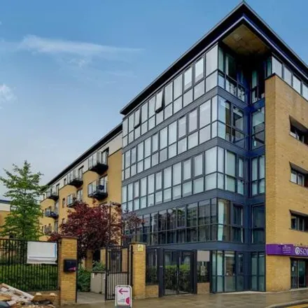 Rent this 1 bed apartment on Harbinger Primary School in Cahir Street, Millwall