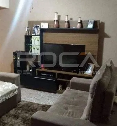 Rent this 3 bed house on Avenida Giovani Vassolo in Vila Monte Carlo (Conjunto Habitacional Douror Ulisses Guimarães), São Carlos - SP