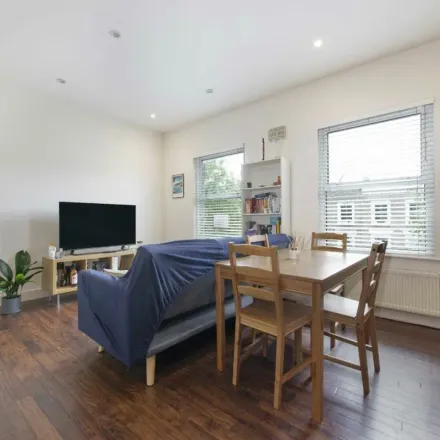 Image 1 - 36 Regina Road, London, N4 3PT, United Kingdom - Apartment for rent