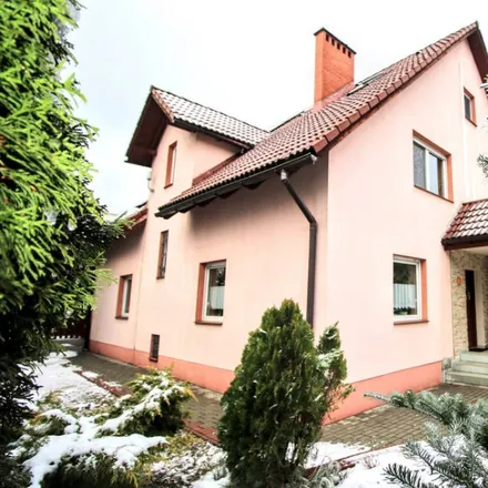 Buy this 6 bed house on Łowicka 38E in 44-105 Gliwice, Poland