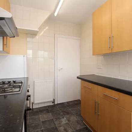 Image 4 - 40 Cairnfield Avenue, Dudden Hill, London, NW2 7PH, United Kingdom - Apartment for rent