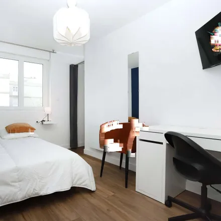 Rent this 2 bed room on 2 Rue du Périgord in 29200 Brest, France