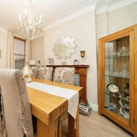 Image 7 - Romano Upholstery, Picton Road, Liverpool, L15 4LL, United Kingdom - Townhouse for sale