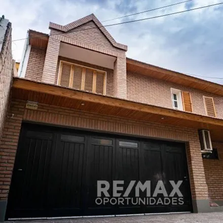 Buy this 4 bed house on General Manuel Belgrano 859 in Área Centro Oeste, Neuquén