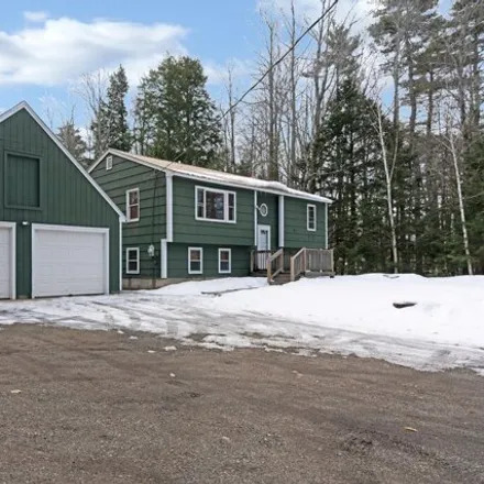 Image 3 - 160 Cape Road, Standish, ME 04084, USA - House for sale