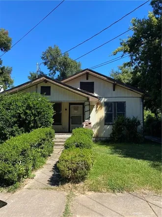 Buy this 3 bed house on 7 Louisiana Avenue in Alexandria, LA 71301